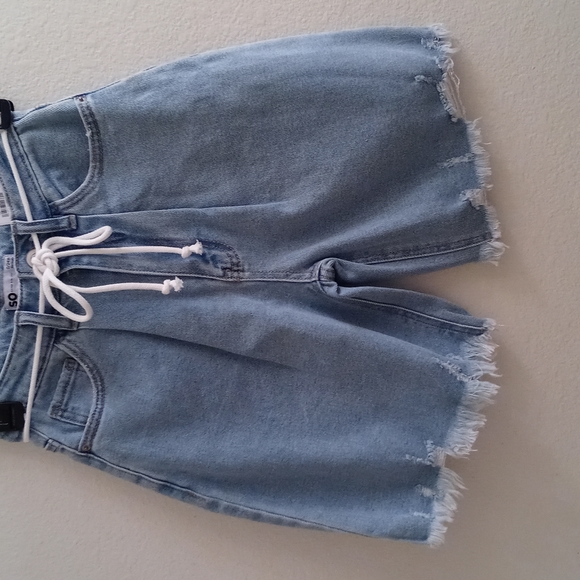 SO Pants - New with tags Super High Rise Bermuda shorts 0/24W